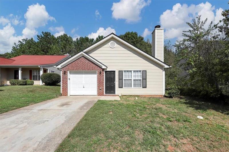 Image for property 6578 CHESTNUT OAKS Ridge, Lithonia, GA 30038