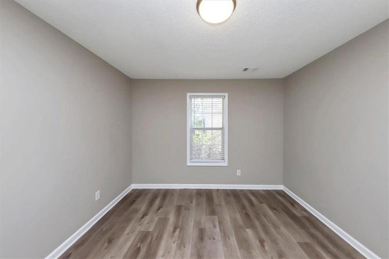 Image for property 6578 CHESTNUT OAKS Ridge, Lithonia, GA 30038