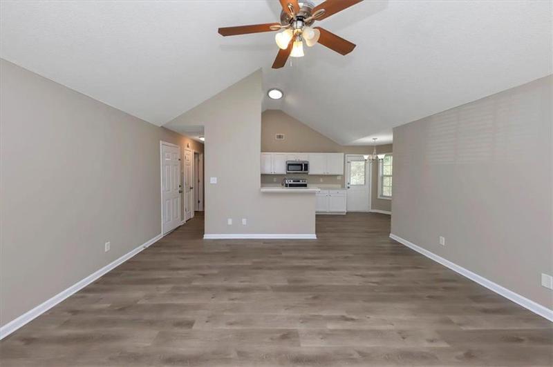 Image for property 6578 CHESTNUT OAKS Ridge, Lithonia, GA 30038