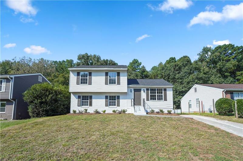 Image for property 5549 Pine Gate Drive, Atlanta, GA 30349