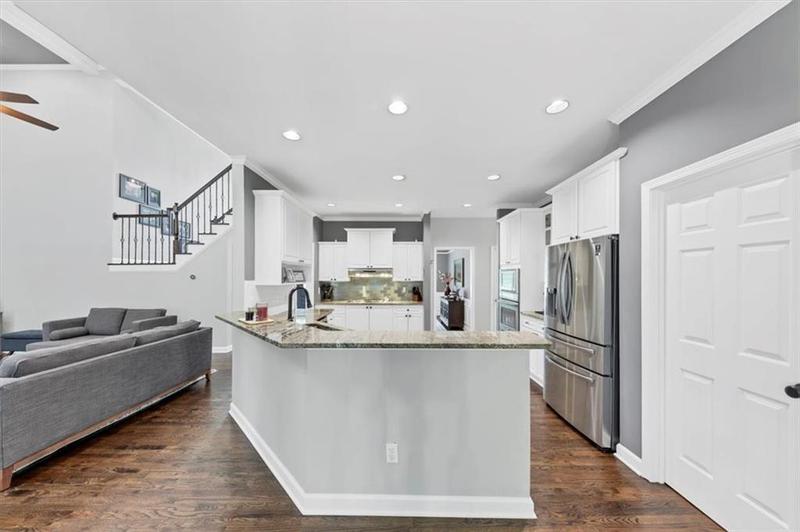 Image for property 3722 Somerset Ridge, Kennesaw, GA 30144