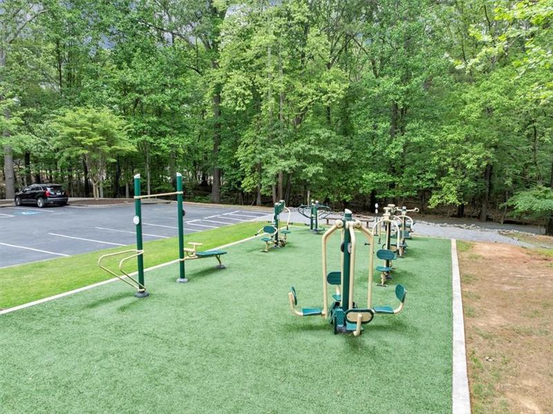 Image for property 3722 Somerset Ridge, Kennesaw, GA 30144
