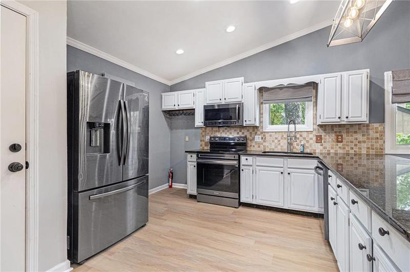 Image for property 110 Fairway Oaks, Waleska, GA 30183