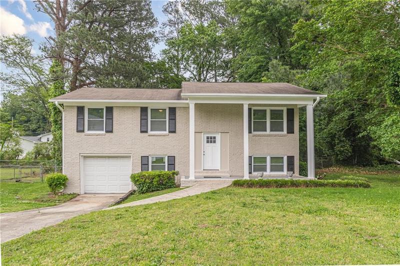 Image for property 5312 Brittany Trail, Atlanta, GA 30349