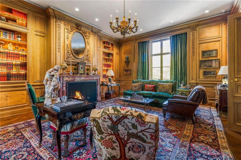 Image for property 2288 Peachtree Road 6, Atlanta, GA 30305
