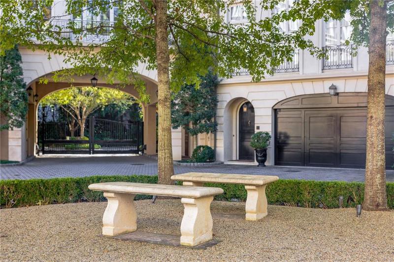 Image for property 2288 Peachtree Road 6, Atlanta, GA 30305