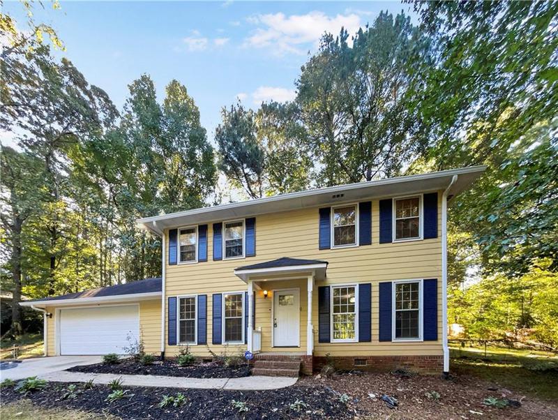 Image for property 8683 Twin Oaks Drive, Jonesboro, GA 30236
