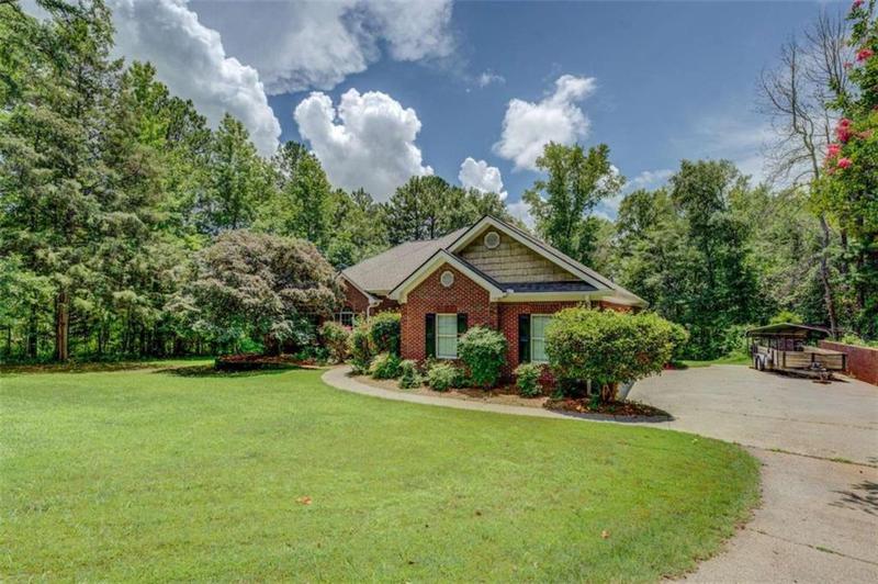 Image for property 1041 Flat Rock Road, Covington, GA 30014