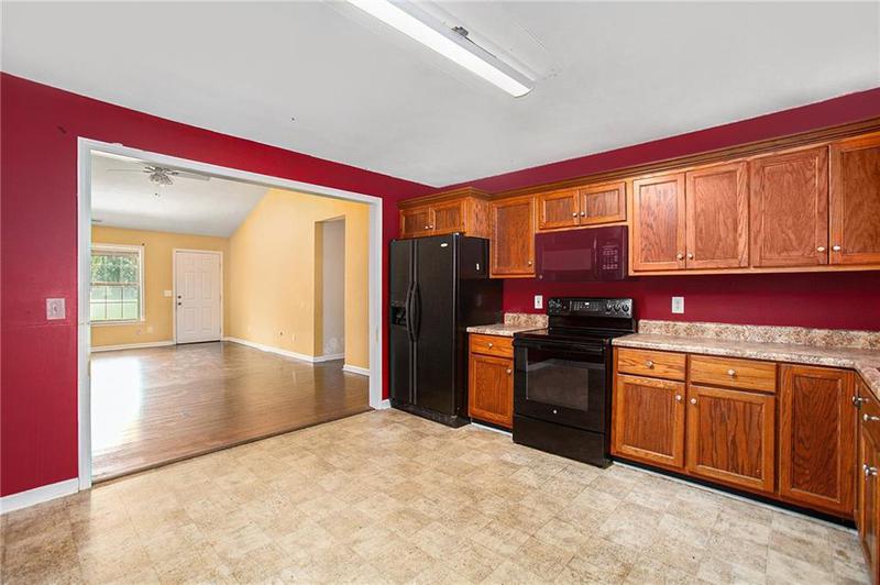 Image for property 104 Larkspur Drive, Calhoun, GA 30701