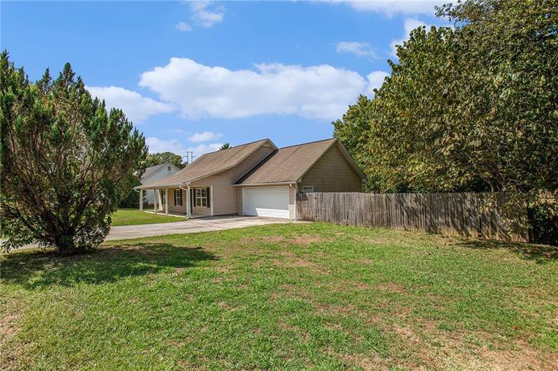 Image for property 104 Larkspur Drive, Calhoun, GA 30701