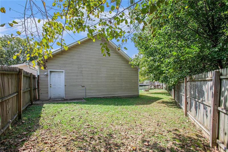 Image for property 104 Larkspur Drive, Calhoun, GA 30701