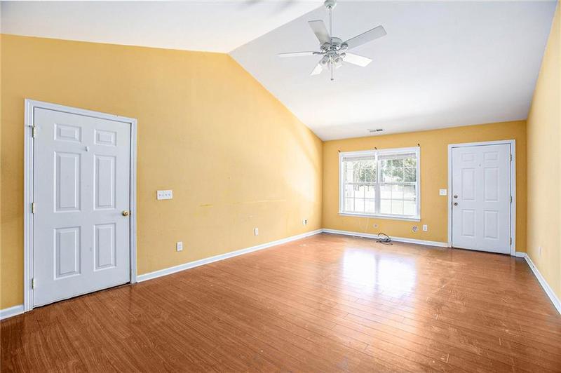 Image for property 104 Larkspur Drive, Calhoun, GA 30701