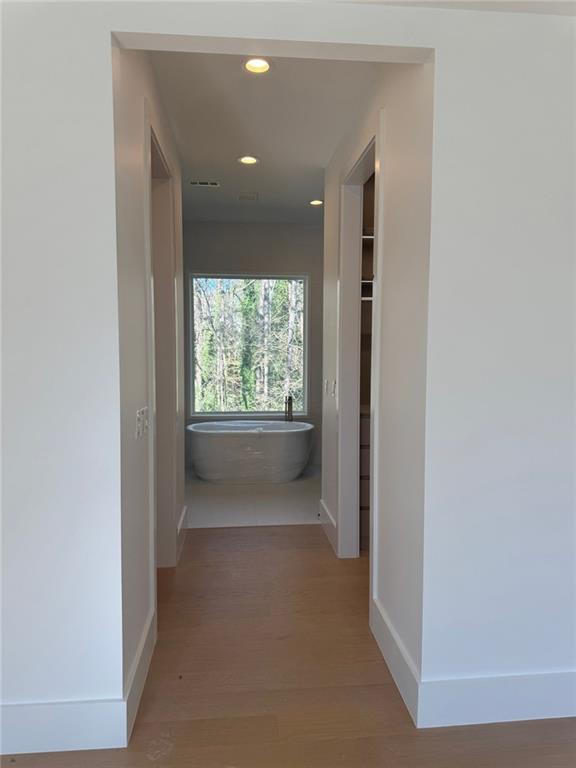 Image for property 2719 WINDING Lane, Brookhaven, GA 30319