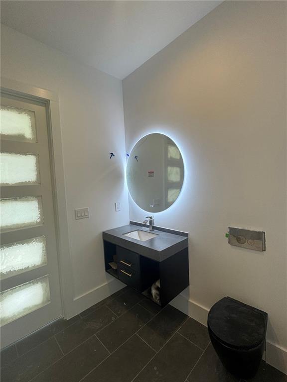 Image for property 2719 WINDING Lane, Brookhaven, GA 30319