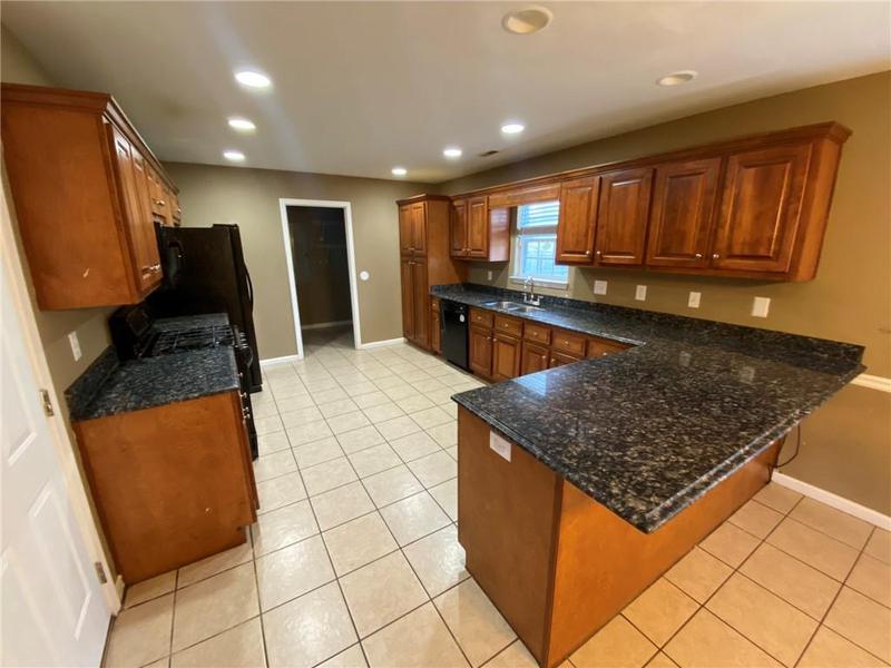 Image for property 121 Deer Run Trail, Rome, GA 30165