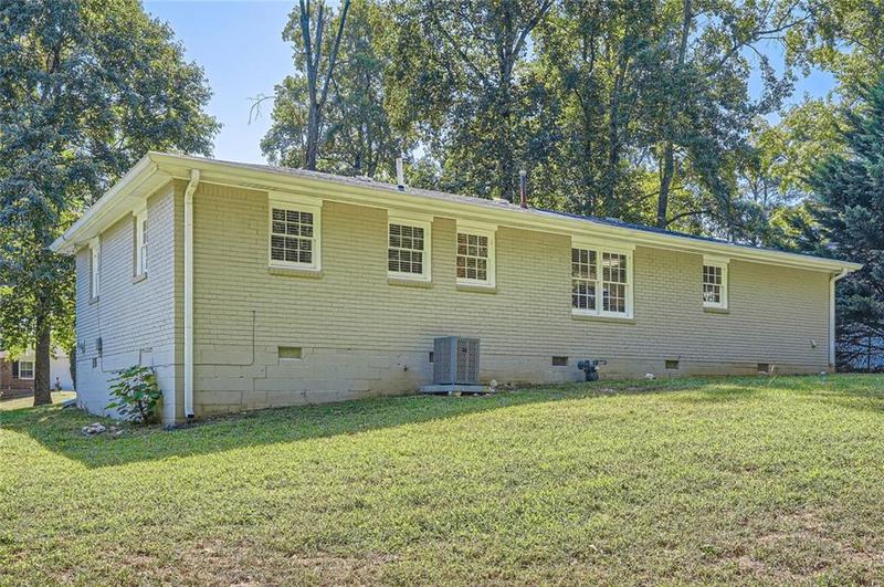 Image for property 7133 Carolyn Circle, Lithia Springs, GA 30122