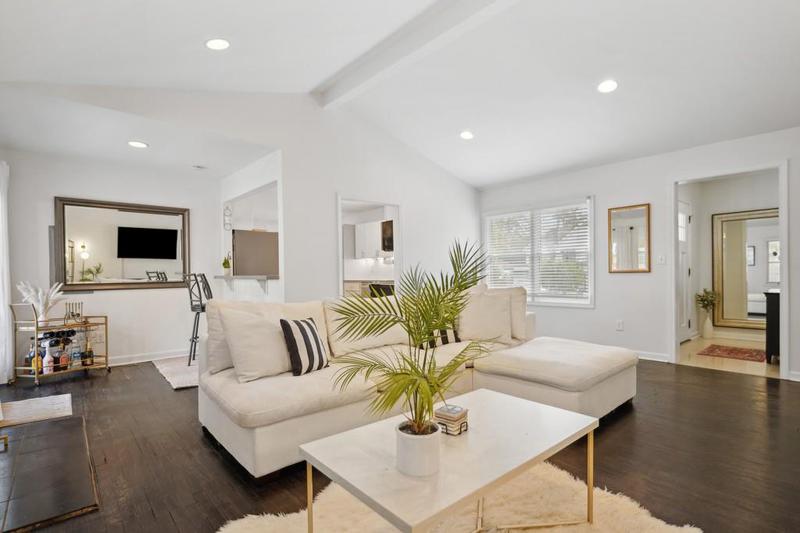 Image for property 956 Cardova Drive, Atlanta, GA 30324