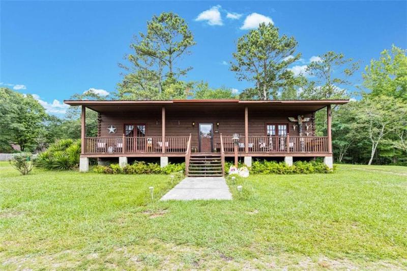 Image for property 200 Ross Street, Carrollton, GA 30116