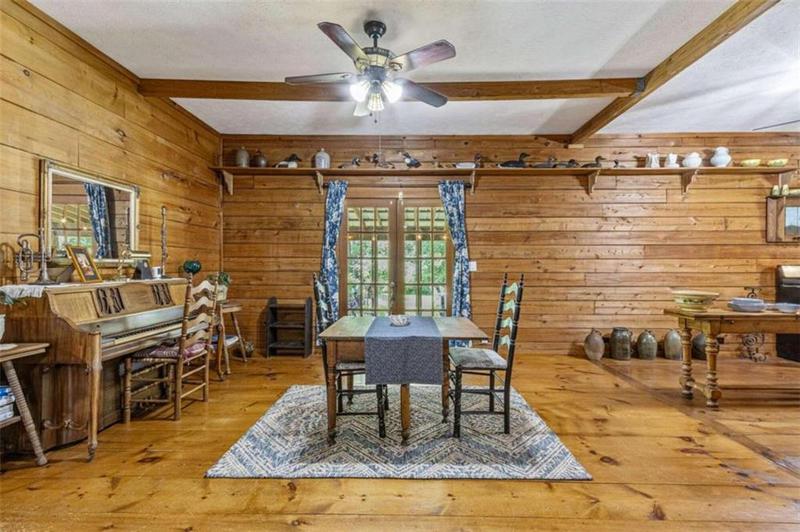Image for property 200 Ross Street, Carrollton, GA 30116