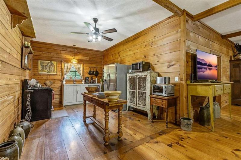 Image for property 200 Ross Street, Carrollton, GA 30116