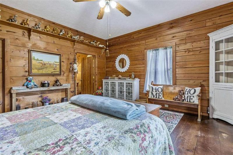 Image for property 200 Ross Street, Carrollton, GA 30116