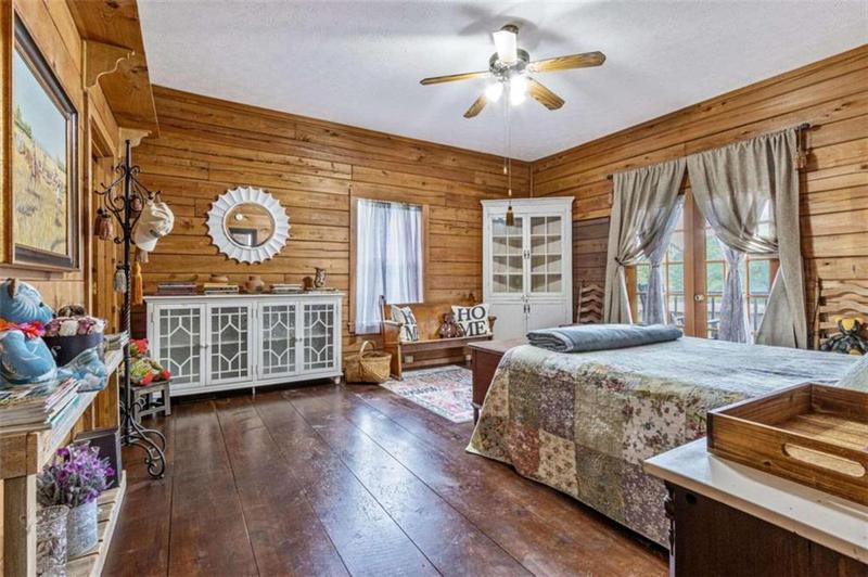 Image for property 200 Ross Street, Carrollton, GA 30116