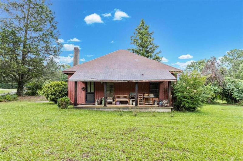 Image for property 200 Ross Street, Carrollton, GA 30116