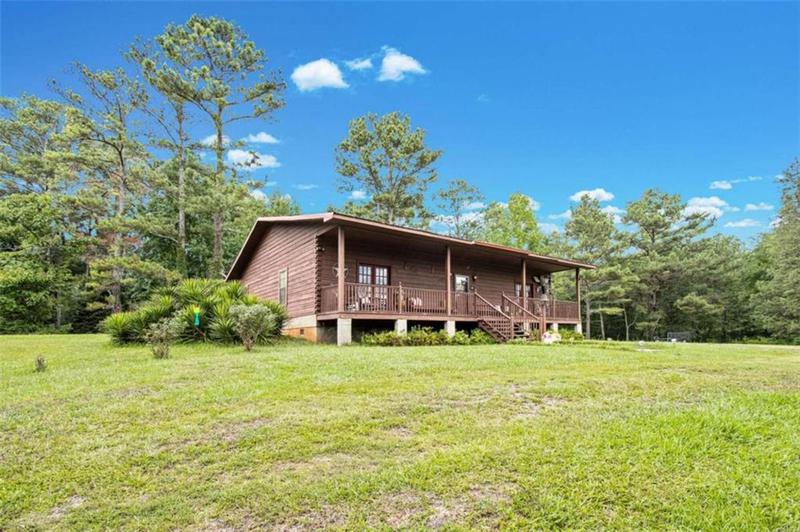 Image for property 200 Ross Street, Carrollton, GA 30116