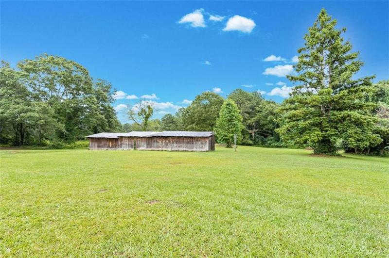 Image for property 200 Ross Street, Carrollton, GA 30116