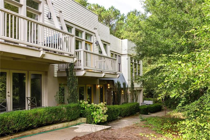 Image for property 9121 Selborne Lane, Chattahoochee Hills, GA 30268