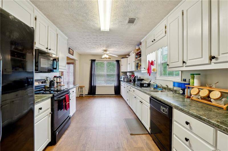 Image for property 376 Cattlemans Circle, Mcdonough, GA 30252