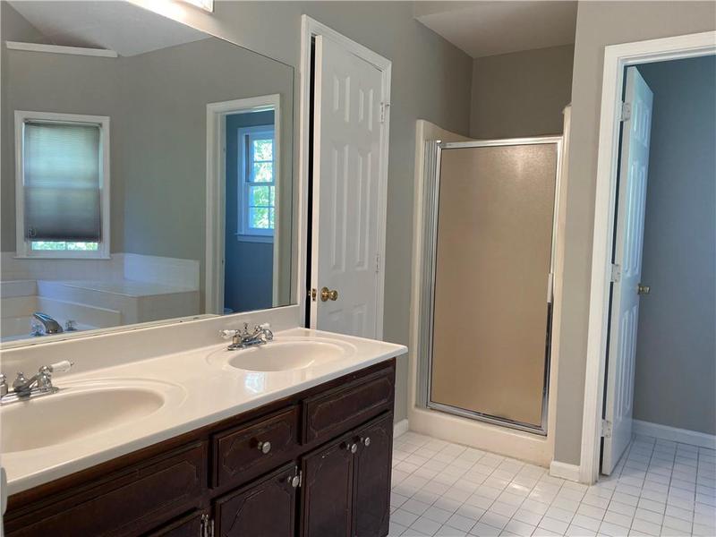 Image for property 1965 Tyler Trace, Lawrenceville, GA 30043