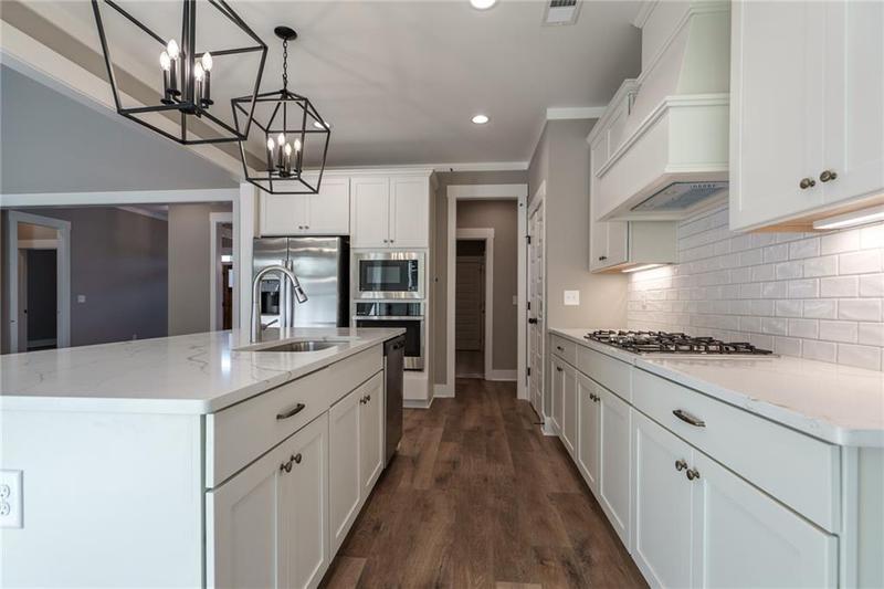 Image for property 312 Brook Hollow Lane, Loganville, GA 30052