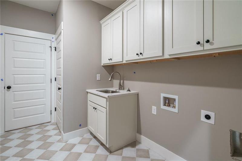 Image for property 312 Brook Hollow Lane, Loganville, GA 30052