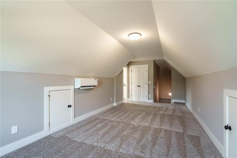 Image for property 312 Brook Hollow Lane, Loganville, GA 30052