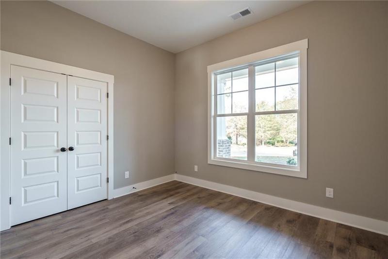 Image for property 312 Brook Hollow Lane, Loganville, GA 30052
