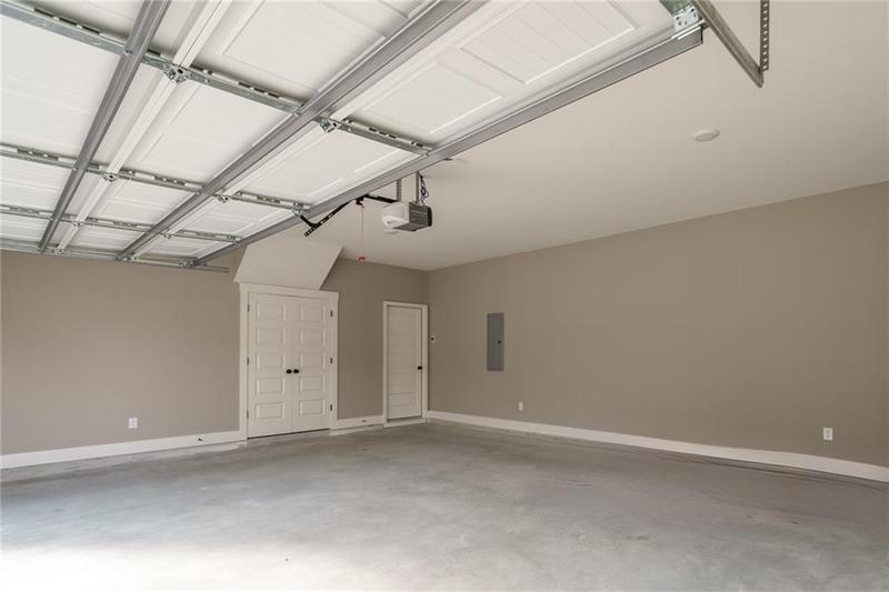 Image for property 312 Brook Hollow Lane, Loganville, GA 30052