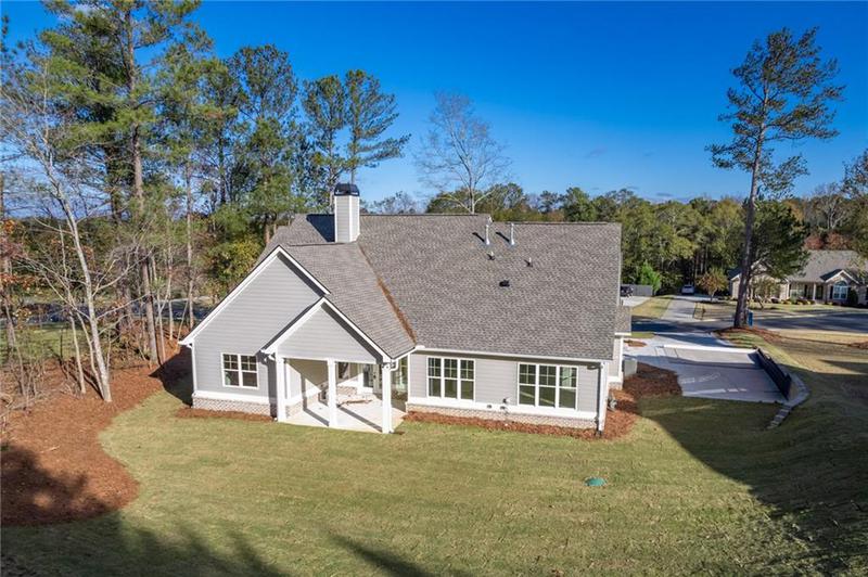 Image for property 312 Brook Hollow Lane, Loganville, GA 30052