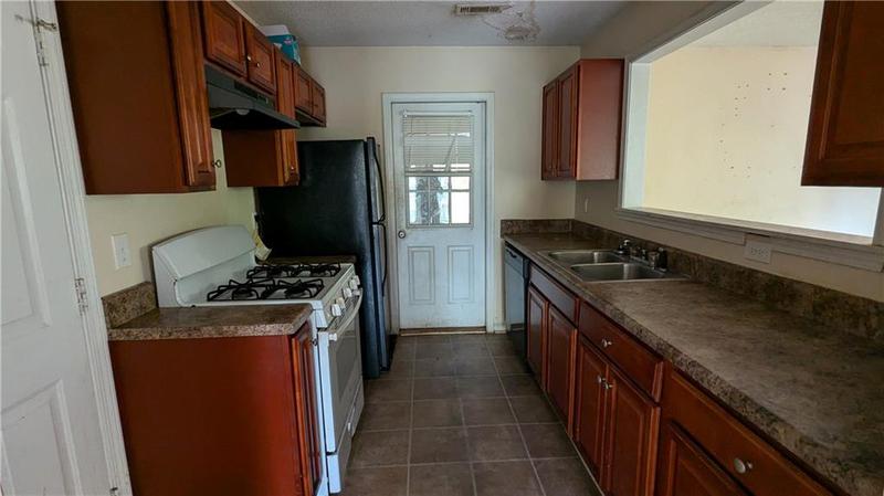 Image for property 3428 Chapel Park Drive, Decatur, GA 30034