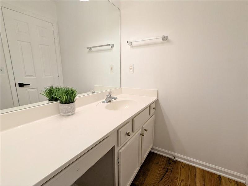 Image for property 11750 Ashwick Place, Alpharetta, GA 30005