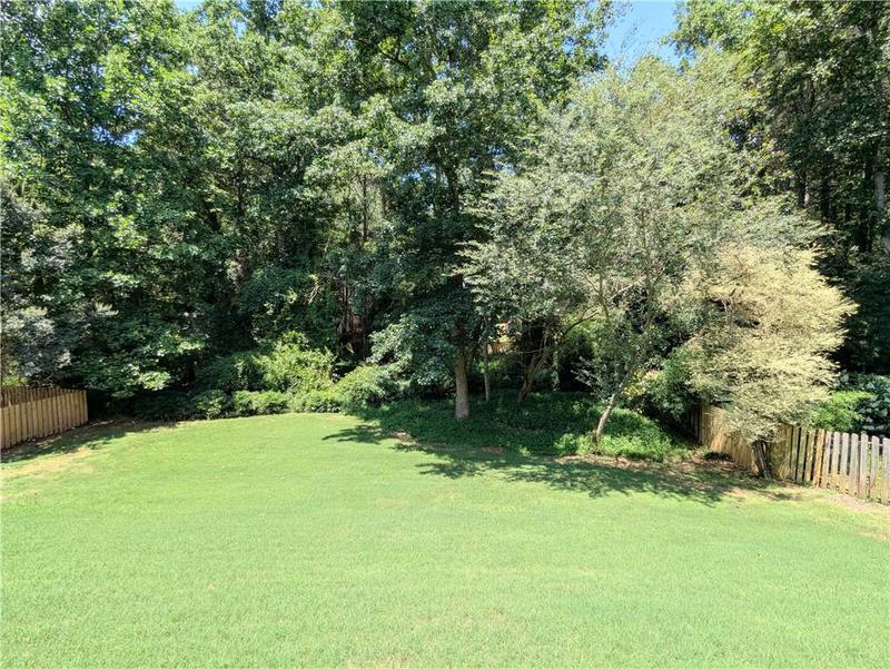 Image for property 11750 Ashwick Place, Alpharetta, GA 30005