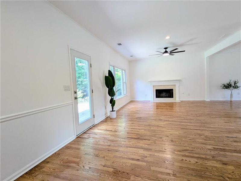 Image for property 11750 Ashwick Place, Alpharetta, GA 30005