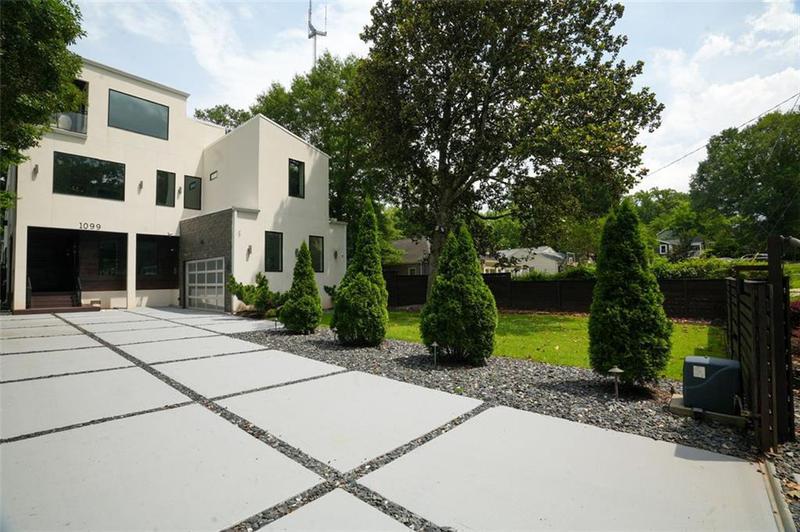 Image for property 1099 VISTA Trail, Atlanta, GA 30324