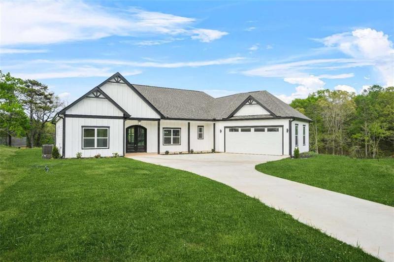 Image for property 2040 HIGHWAY 197 N, Clarkesville, GA 30523