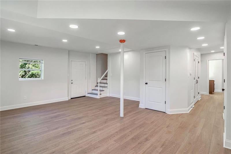 Image for property 3611 Hillsborough Lane, Decatur, GA 30032