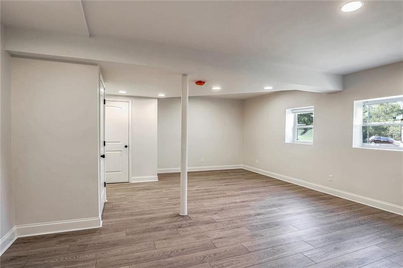 Image for property 3611 Hillsborough Lane, Decatur, GA 30032