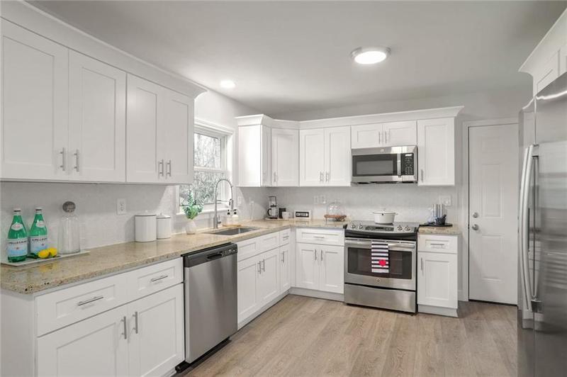 Image for property 3611 Hillsborough Lane, Decatur, GA 30032