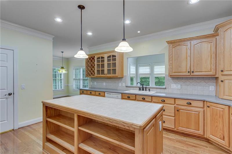Image for property 3012 Chattahoochee Trace, Gainesville, GA 30506