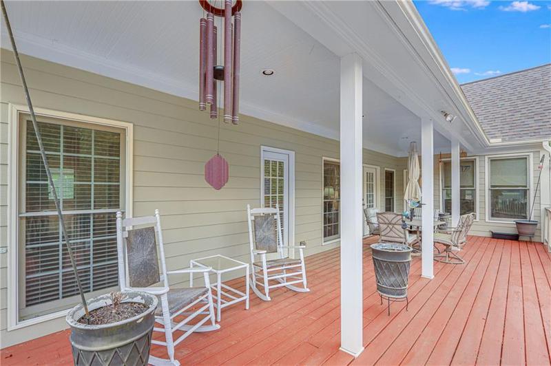 Image for property 3012 Chattahoochee Trace, Gainesville, GA 30506