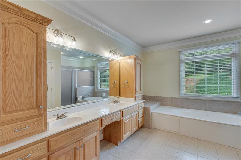 Image for property 3012 Chattahoochee Trace, Gainesville, GA 30506